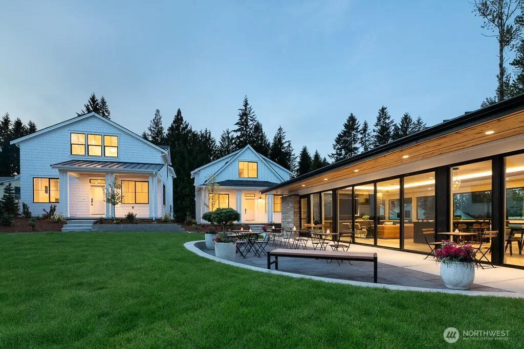11162 (HS 23) NE 134th Court NE, Redmond, WA 98052