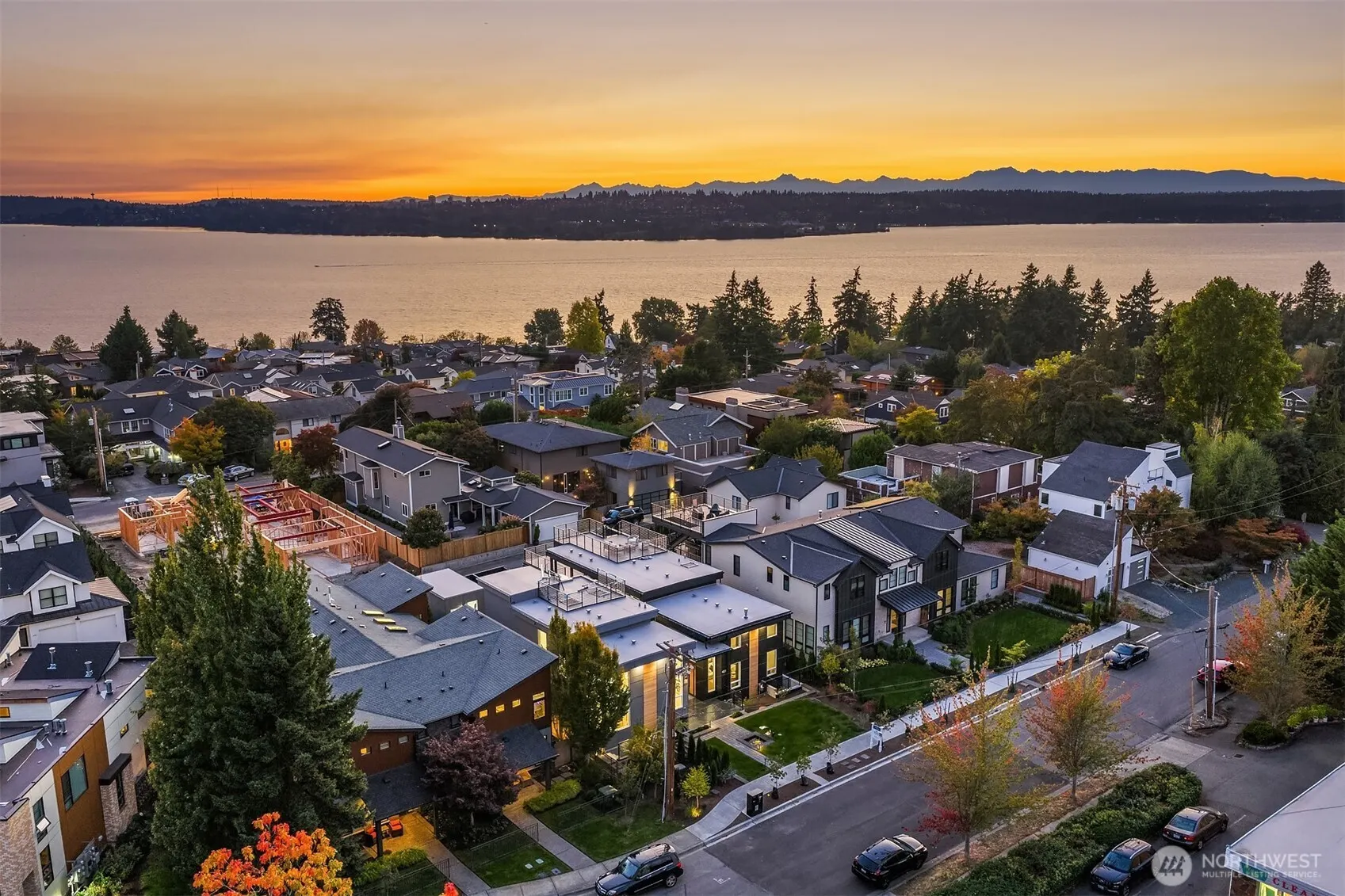 419 14th Avenue W, Kirkland, WA 98033