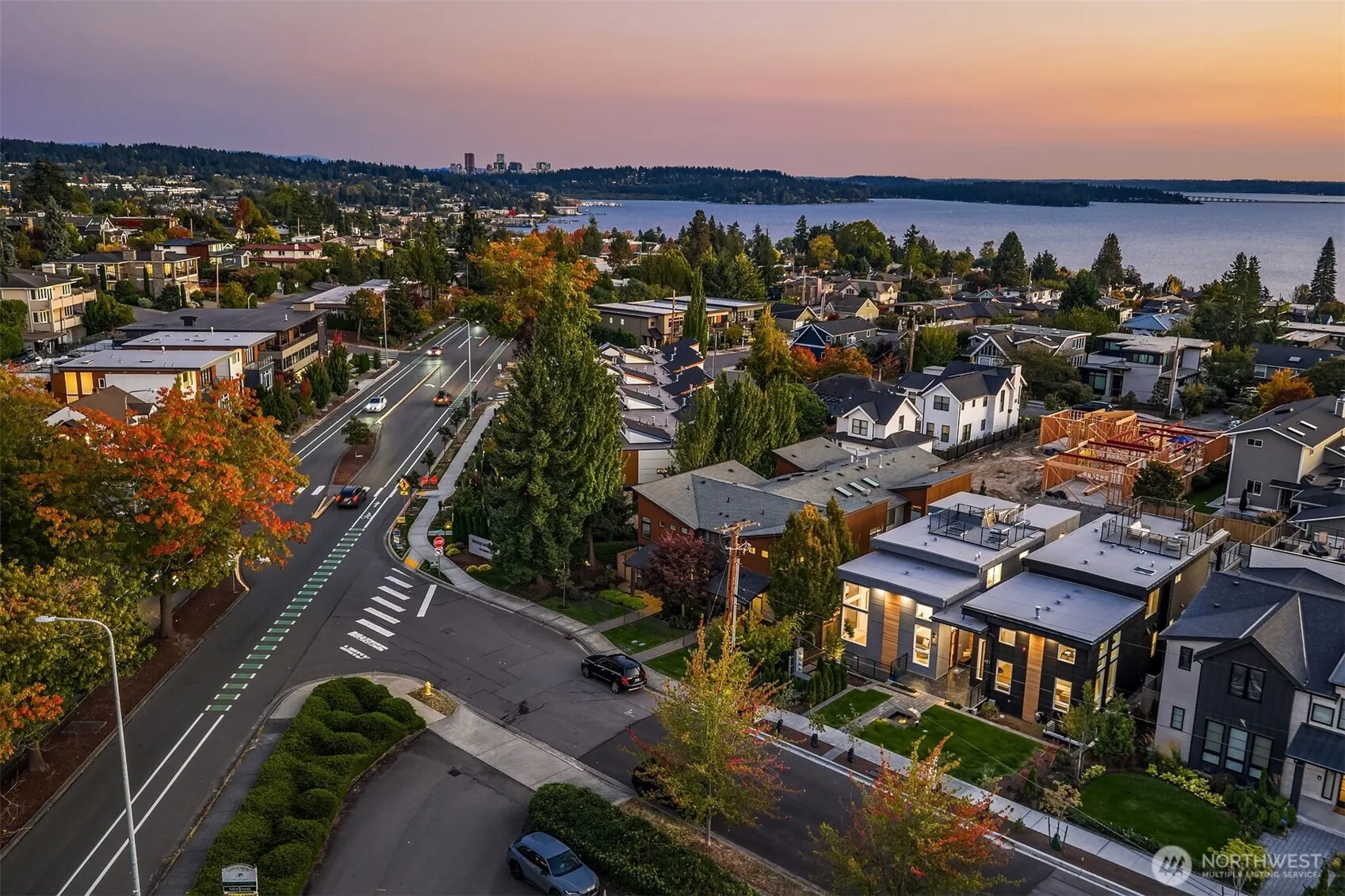 419 14th Avenue W, Kirkland, WA 98033