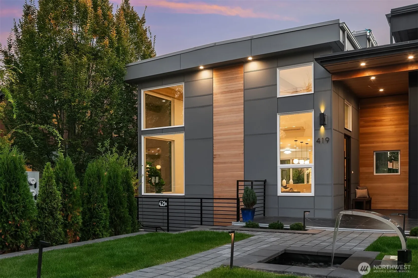 419 14th Avenue W, Kirkland, WA 98033