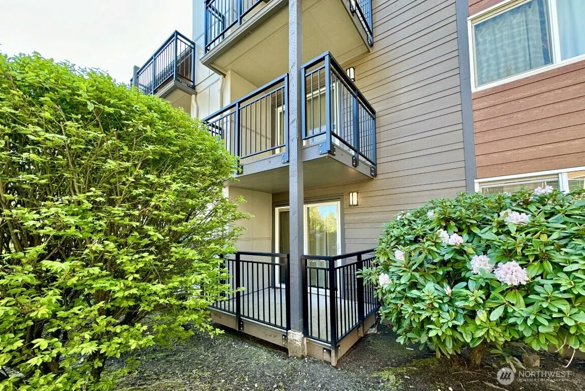 220 SW Clark Street #B101, Issaquah, WA 98027