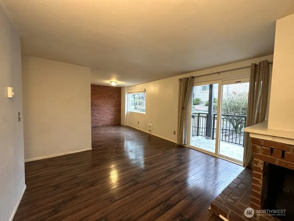 220 SW Clark Street #B101, Issaquah, WA 98027