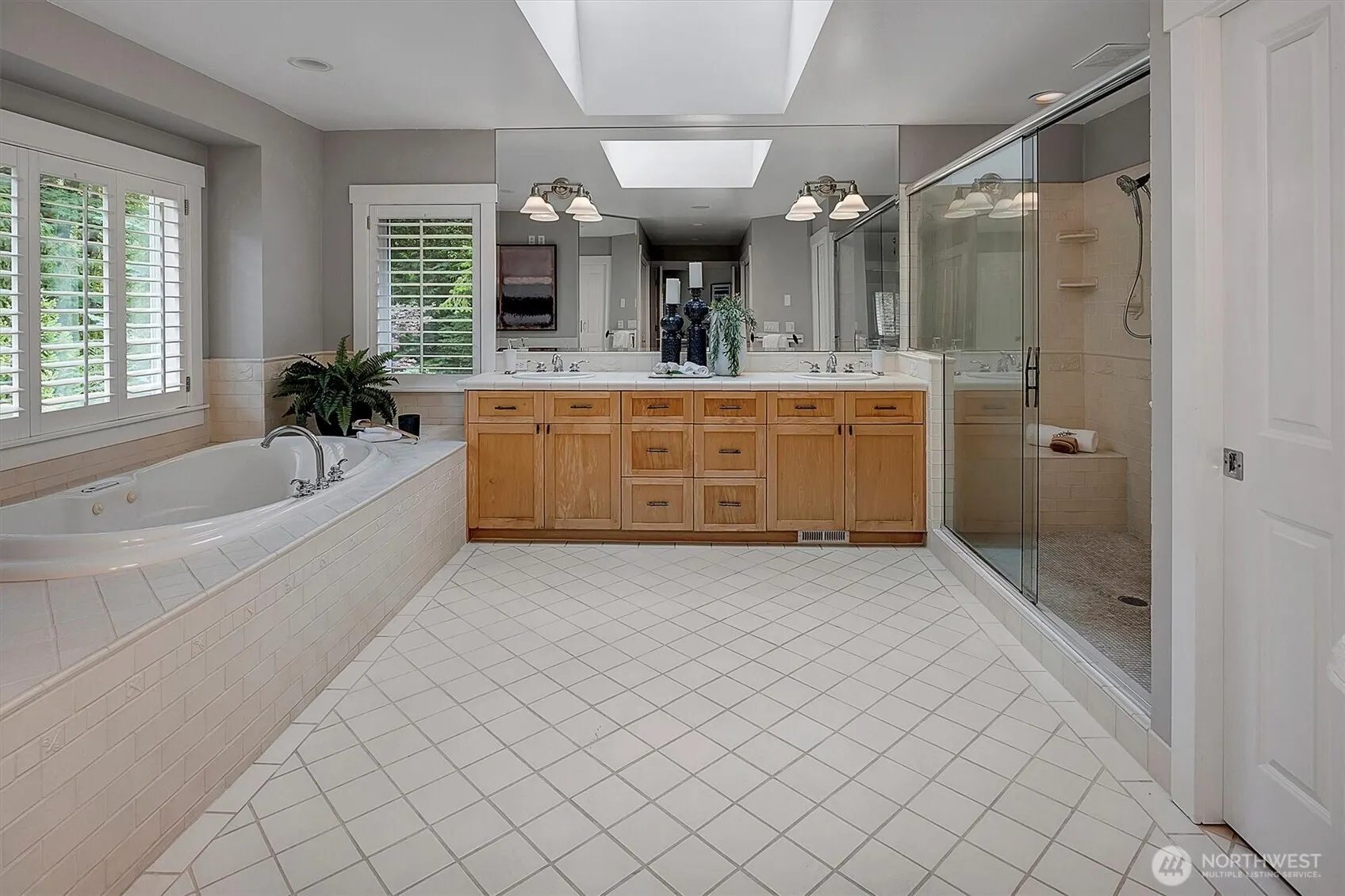 5214 243rd Place NE, Redmond, WA 98053-8457