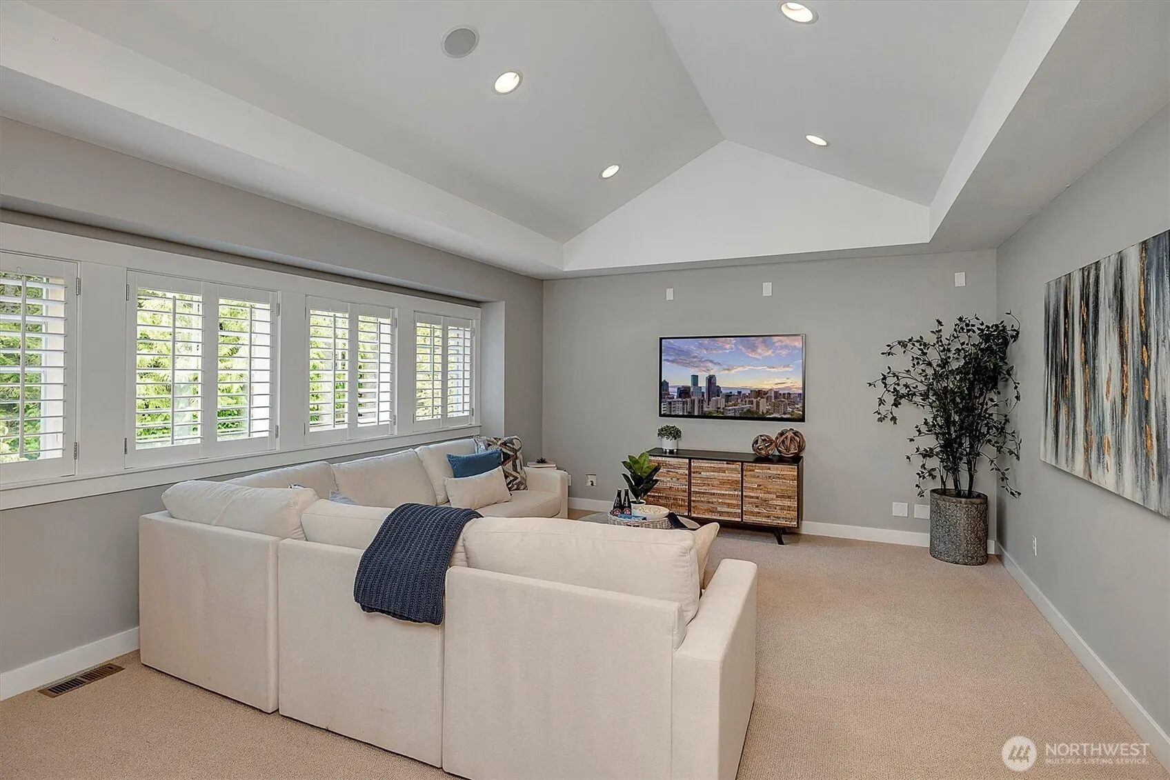 5214 243rd Place NE, Redmond, WA 98053-8457
