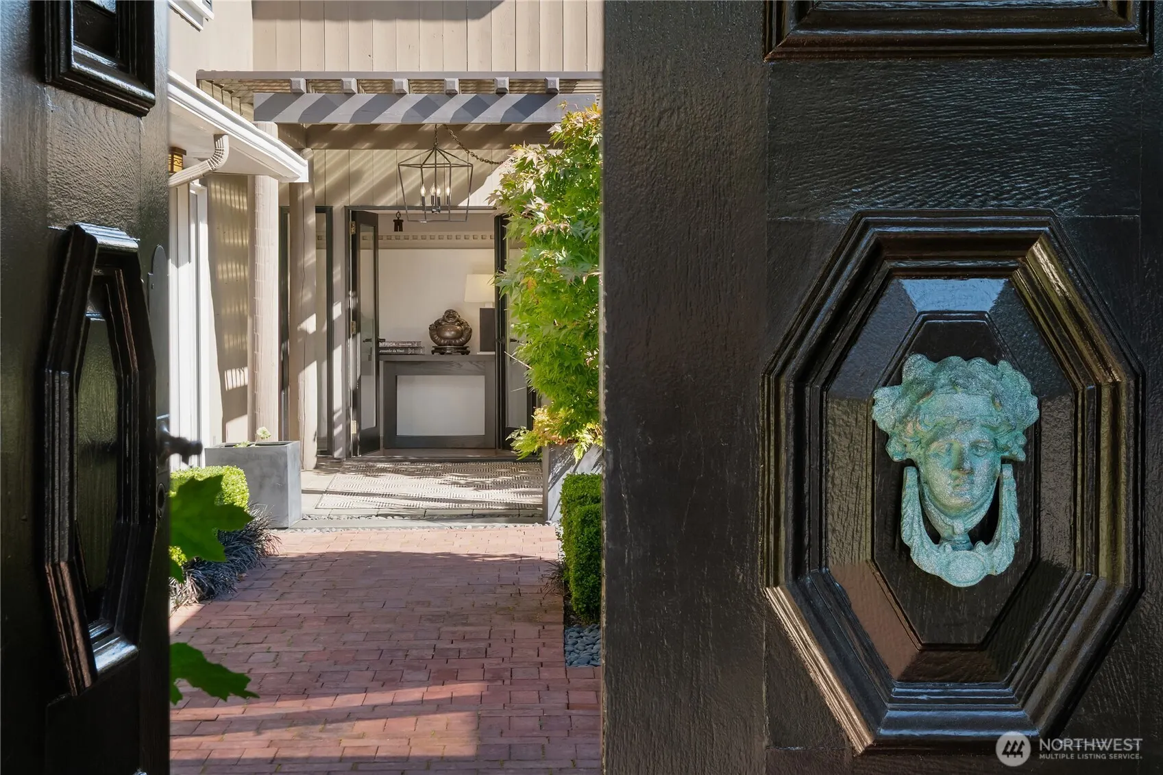 2124 Broadmoor Drive E, Seattle, WA 98112