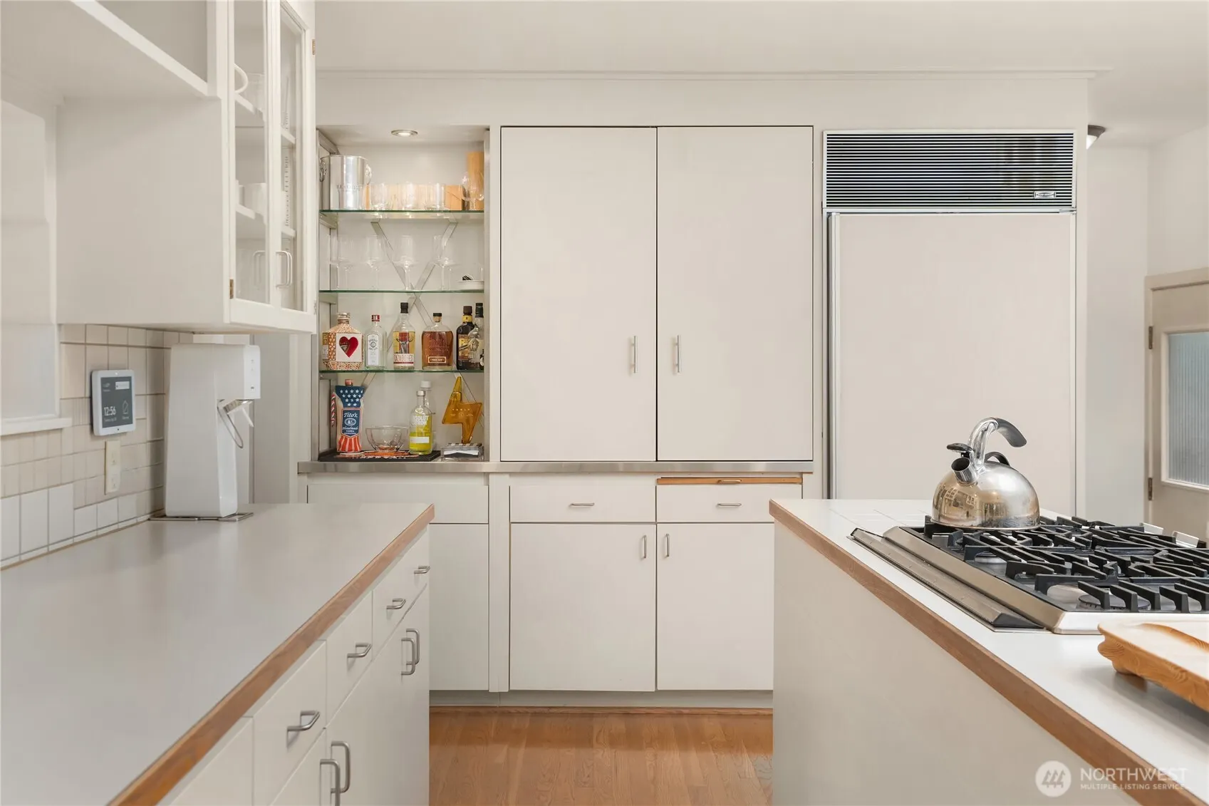 2124 Broadmoor Drive E, Seattle, WA 98112