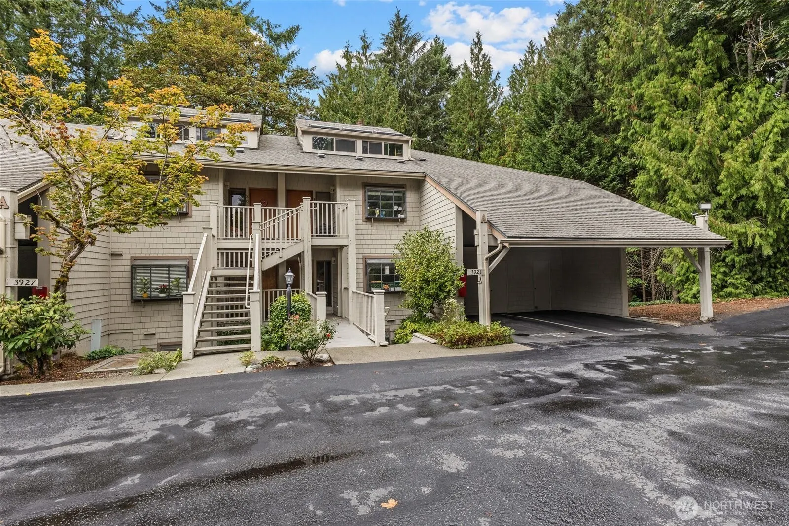 3921 108th Avenue NE #A101, Bellevue, WA 98004