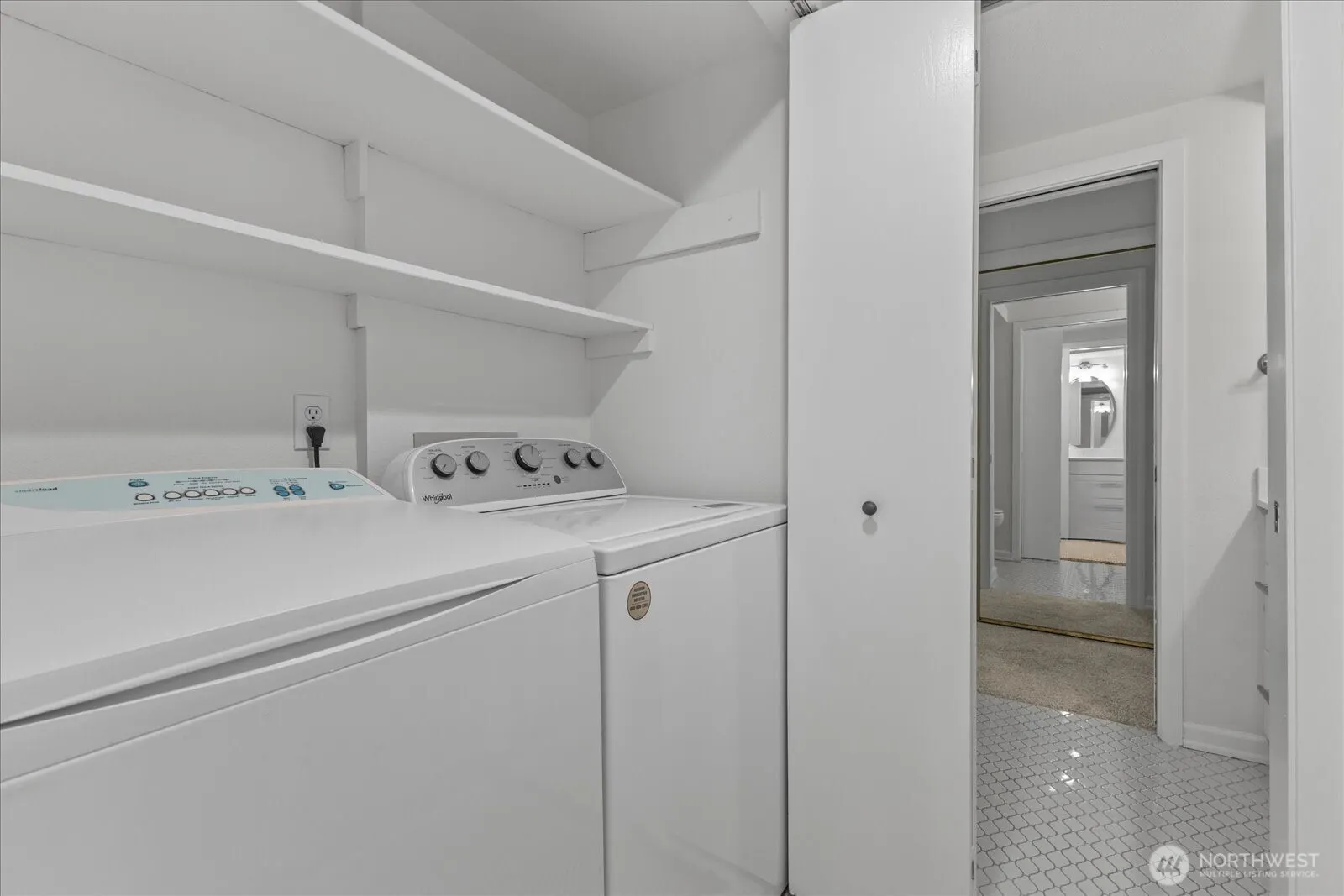 3921 108th Avenue NE #A101, Bellevue, WA 98004