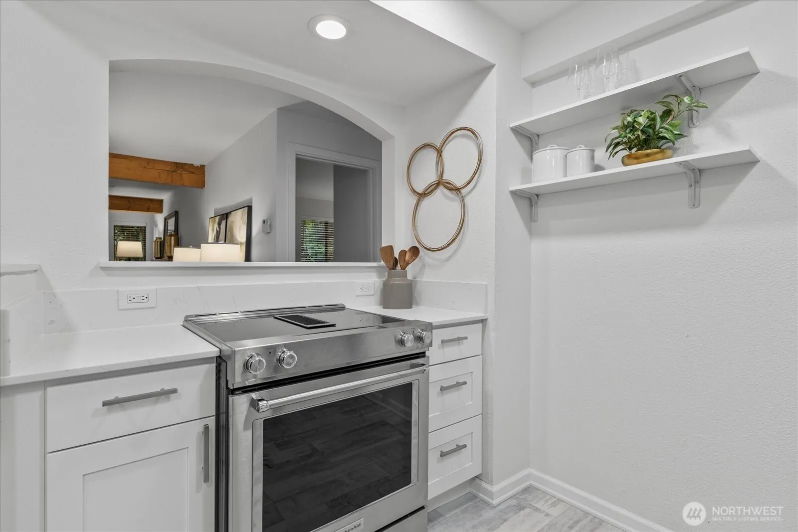 3921 108th Avenue NE #A101, Bellevue, WA 98004