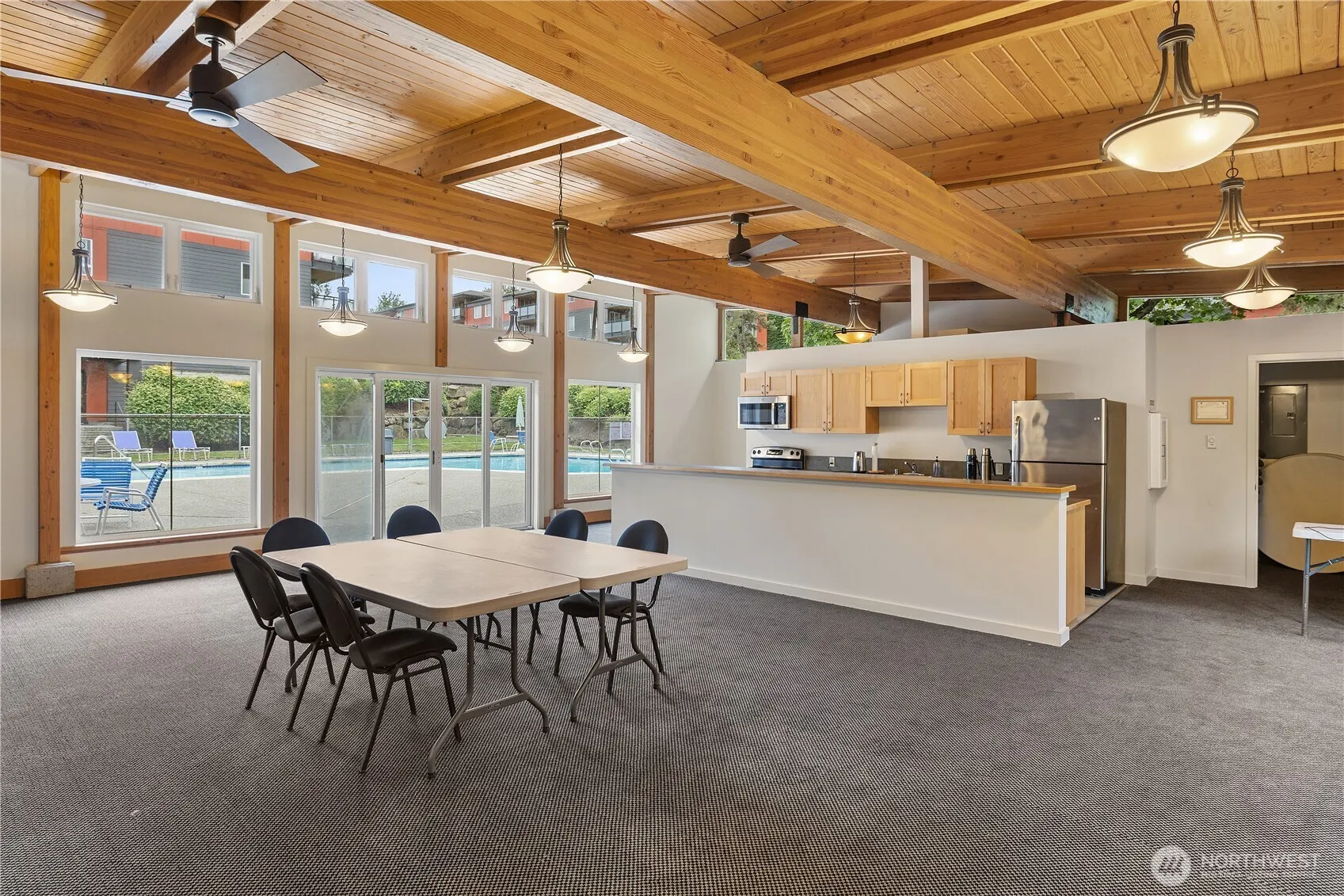 7021 Sand Point Way #B204, Seattle, WA 98115