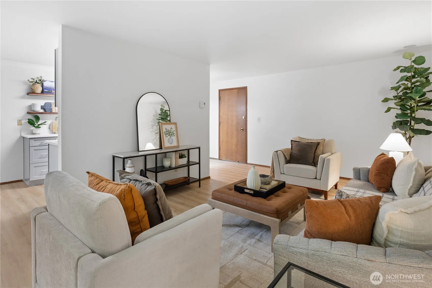 7021 Sand Point Way #B204, Seattle, WA 98115