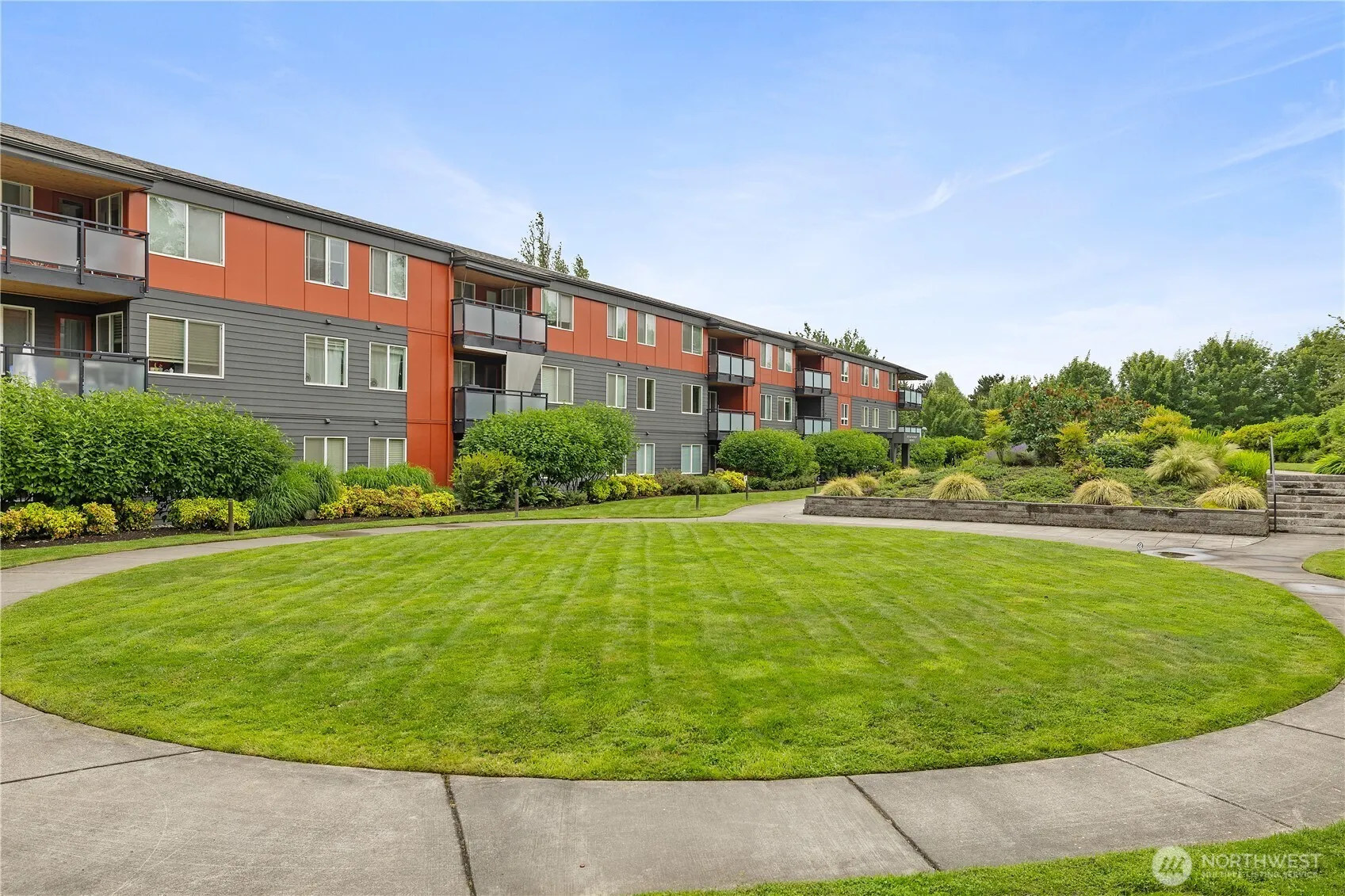 7021 Sand Point Way #B204, Seattle, WA 98115