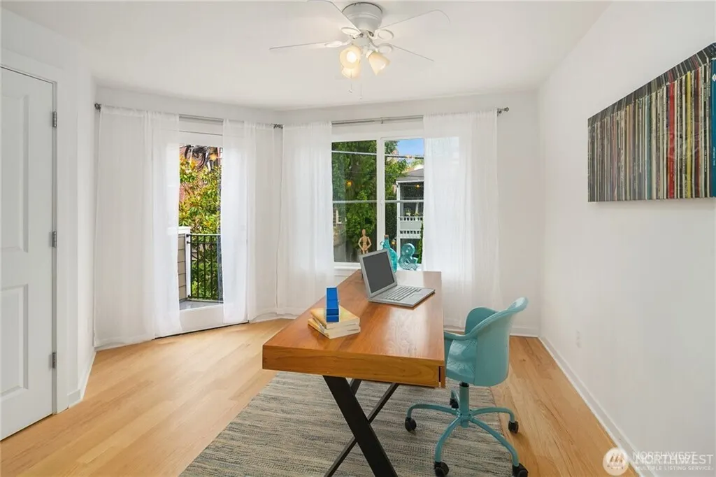 213 18th Avenue E #A, Seattle, WA 98122