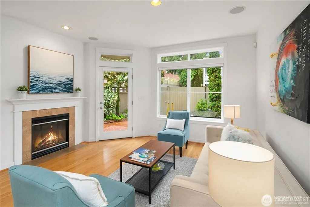 213 18th Avenue E #A, Seattle, WA 98122