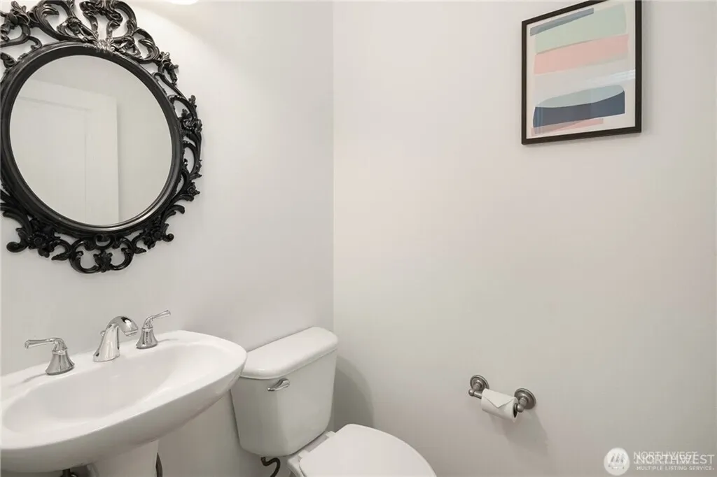 213 18th Avenue E #A, Seattle, WA 98122