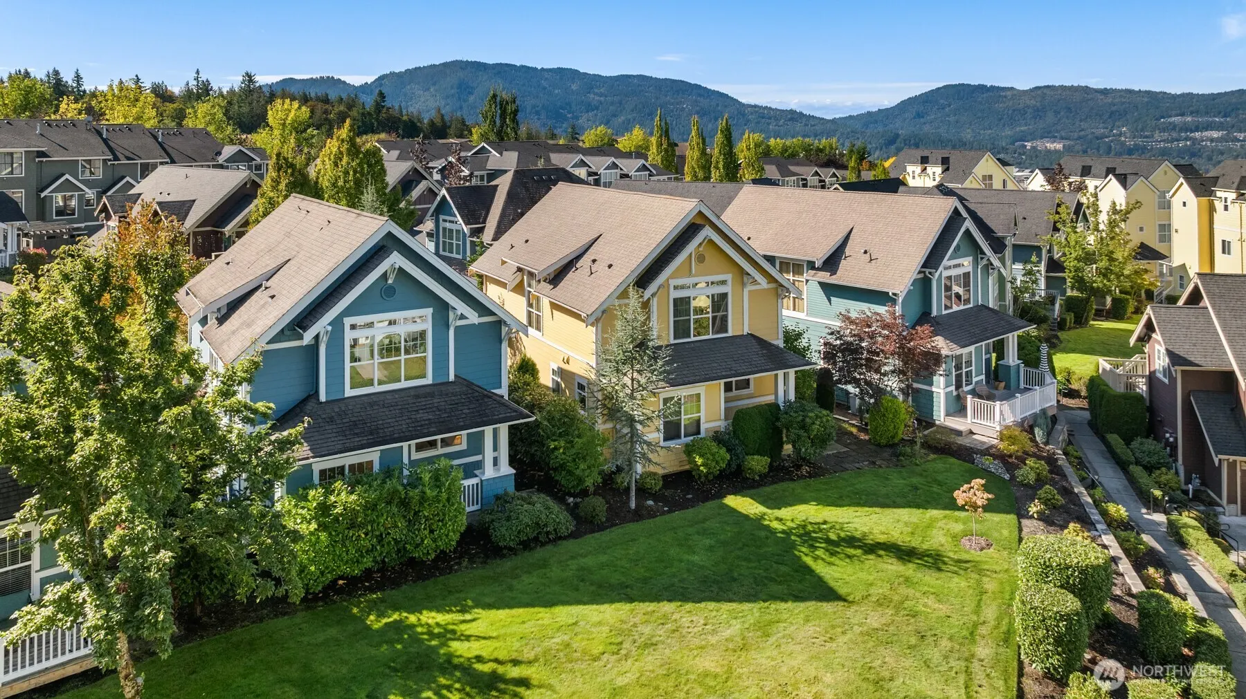 1912 NE Kincaid Walk , Issaquah, WA 98029