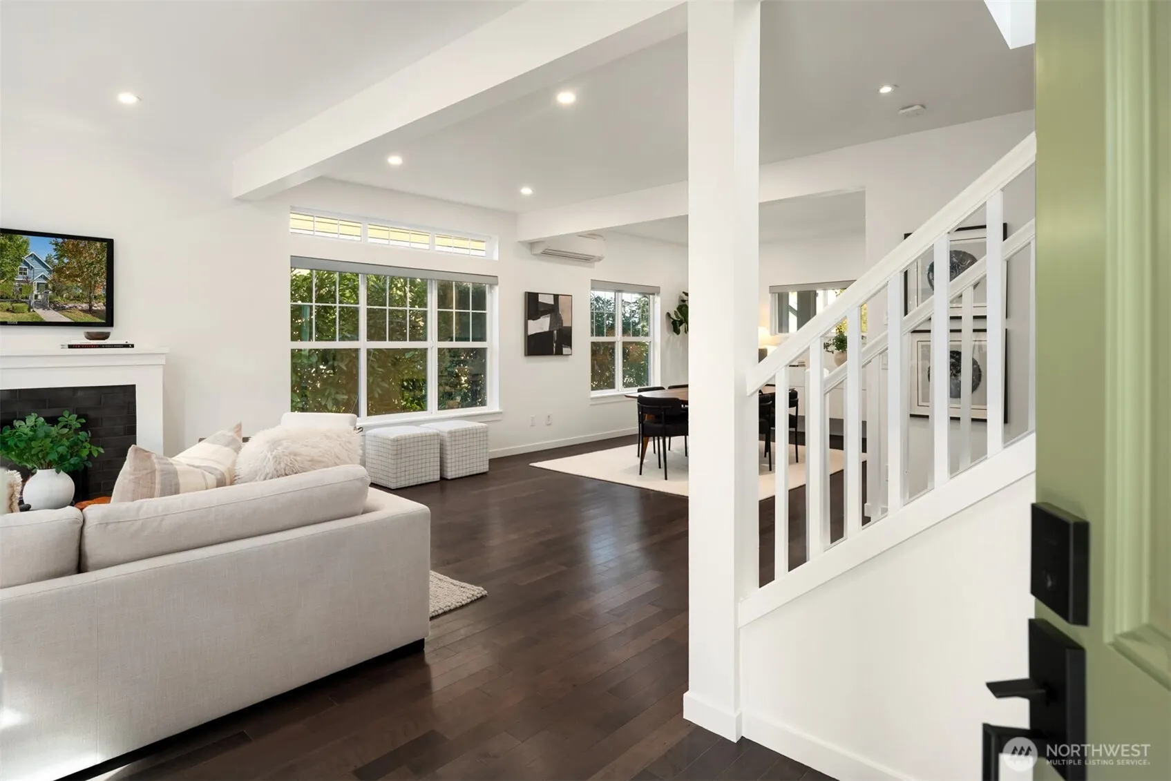 1912 NE Kincaid Walk , Issaquah, WA 98029