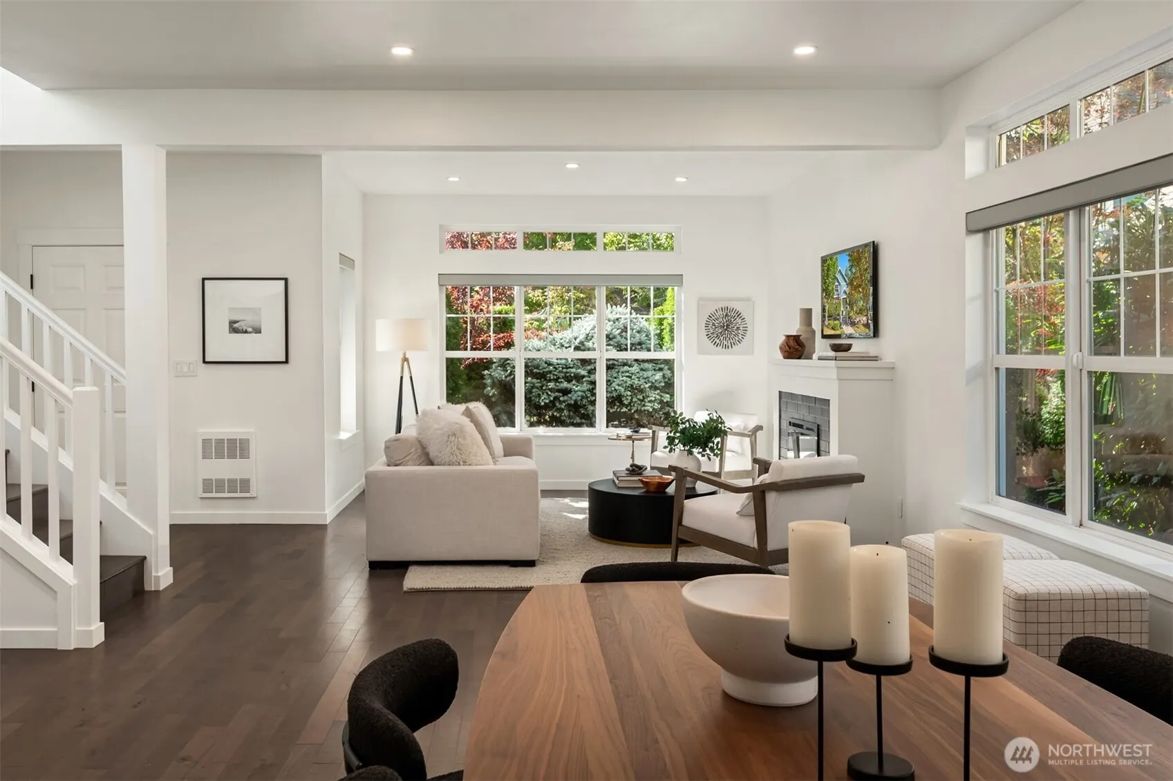 1912 NE Kincaid Walk , Issaquah, WA 98029