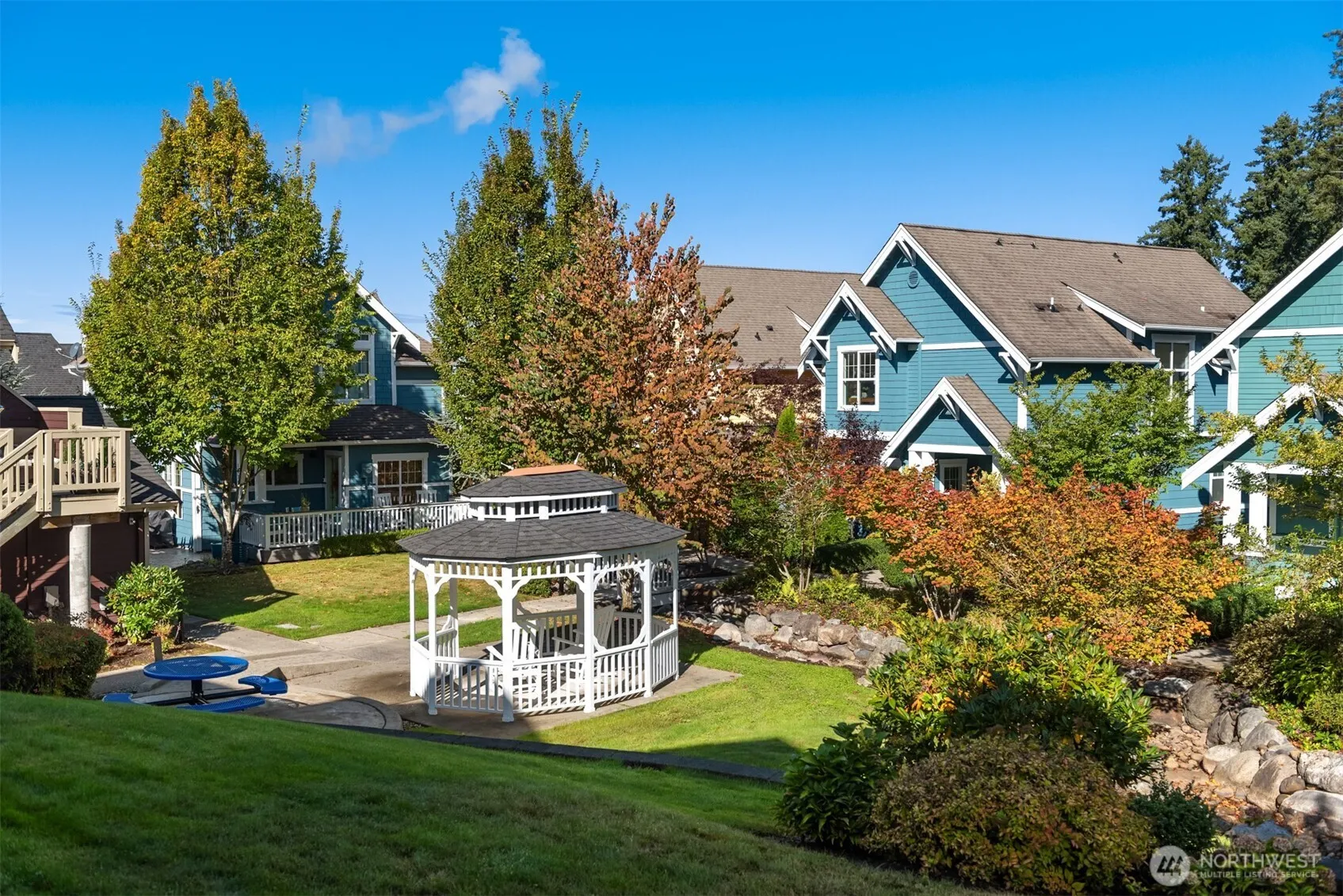 1912 NE Kincaid Walk , Issaquah, WA 98029