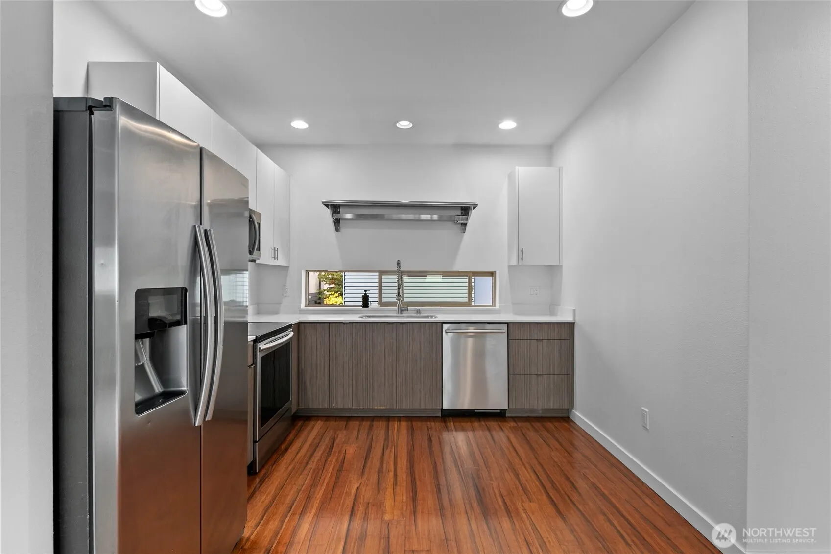 4244 S Greenbelt Station Drive , Seattle, WA 98118