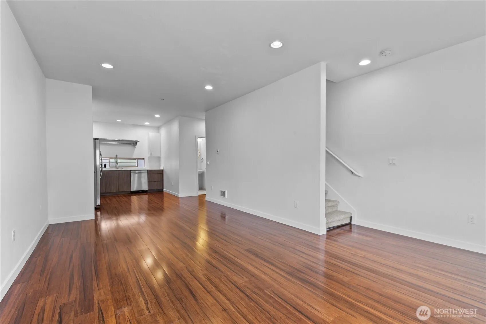 4244 S Greenbelt Station Drive , Seattle, WA 98118