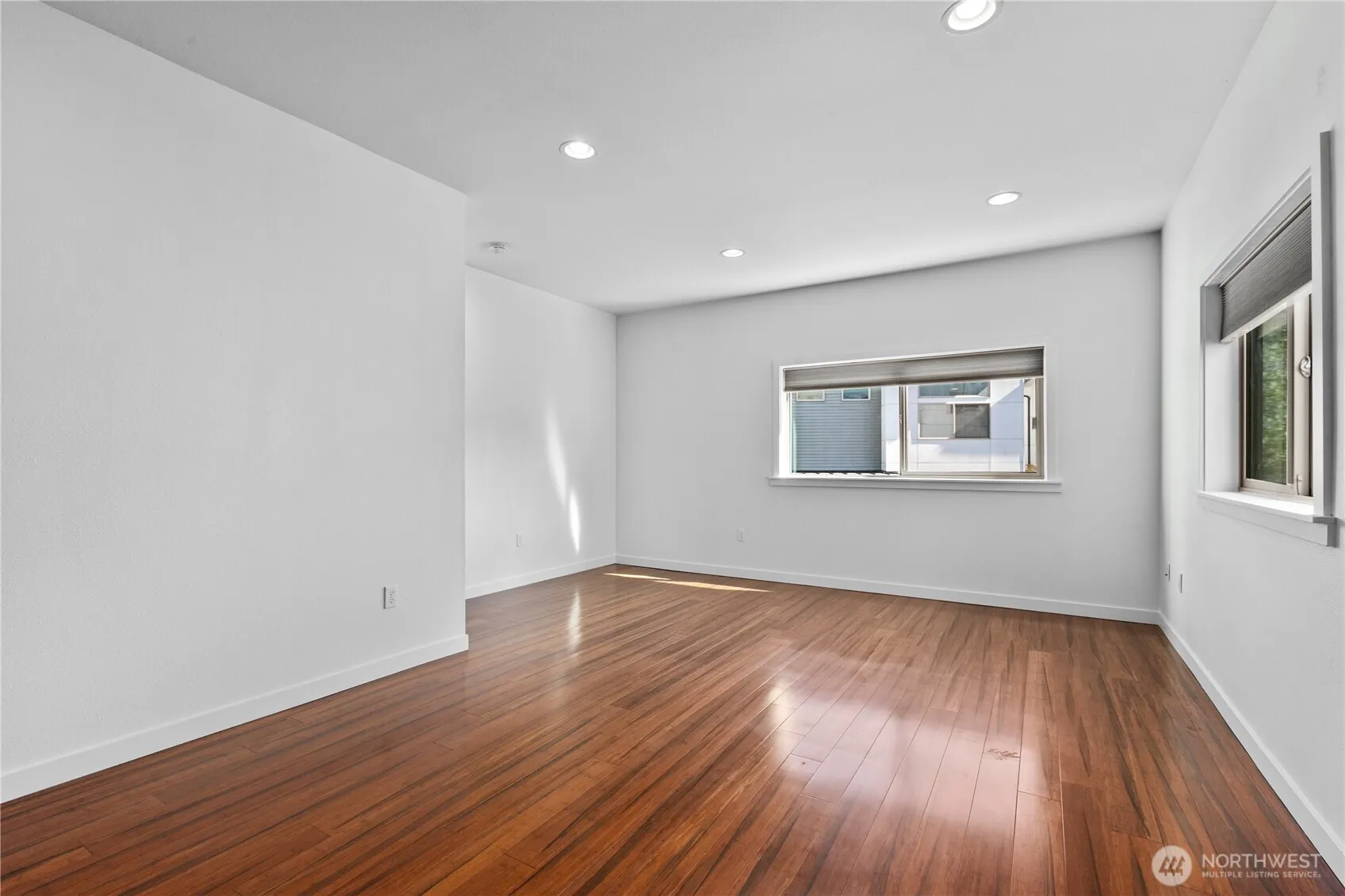 4244 S Greenbelt Station Drive , Seattle, WA 98118