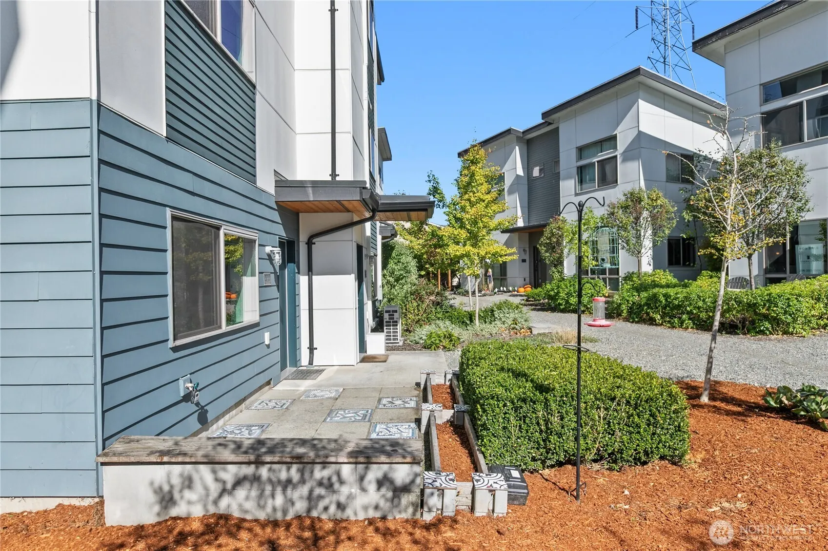 4244 S Greenbelt Station Drive , Seattle, WA 98118