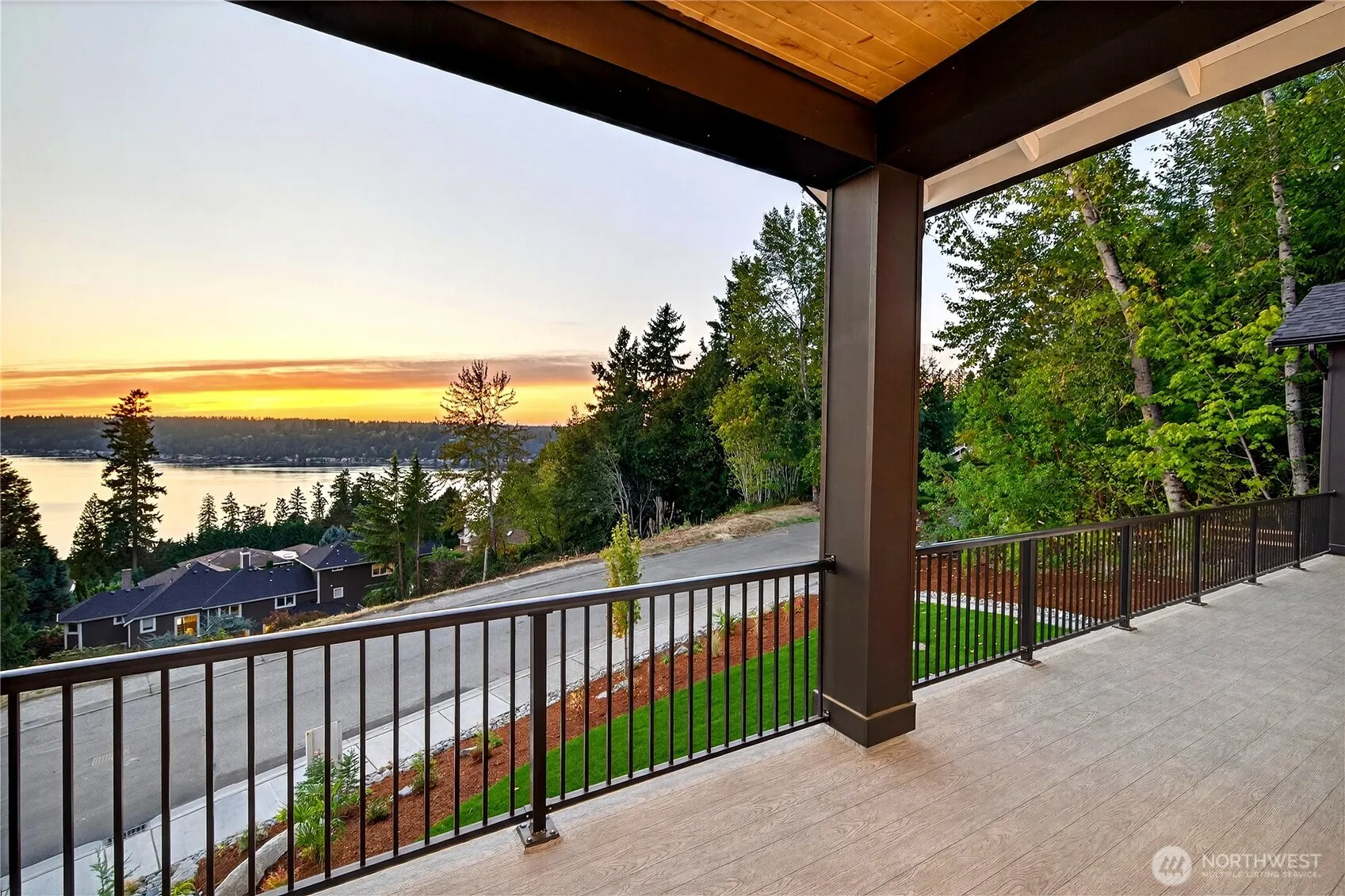 1642 205th Place NE, Sammamish, WA 98074