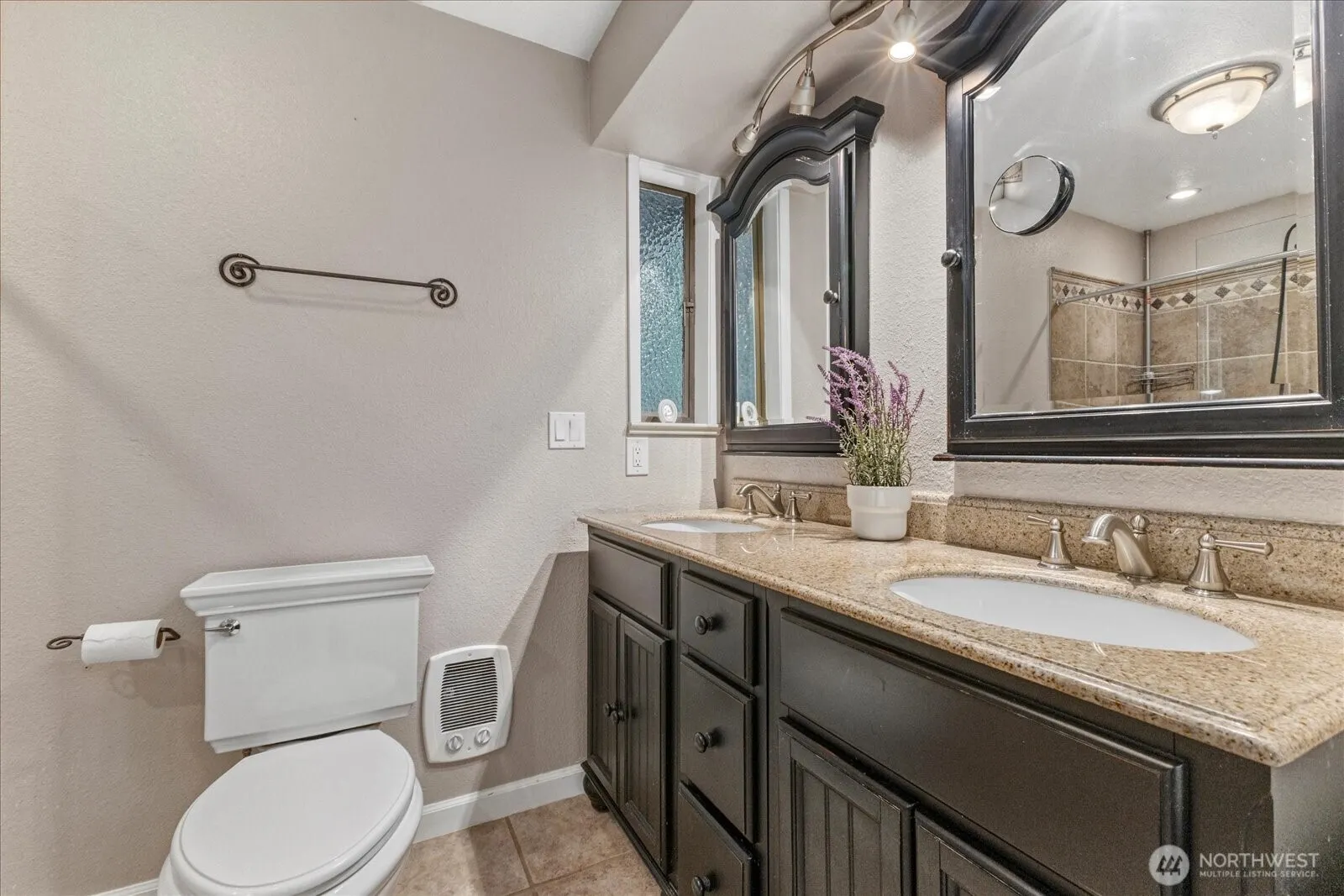 29832 Kent Black Diamond Road SE, Kent, WA 98042