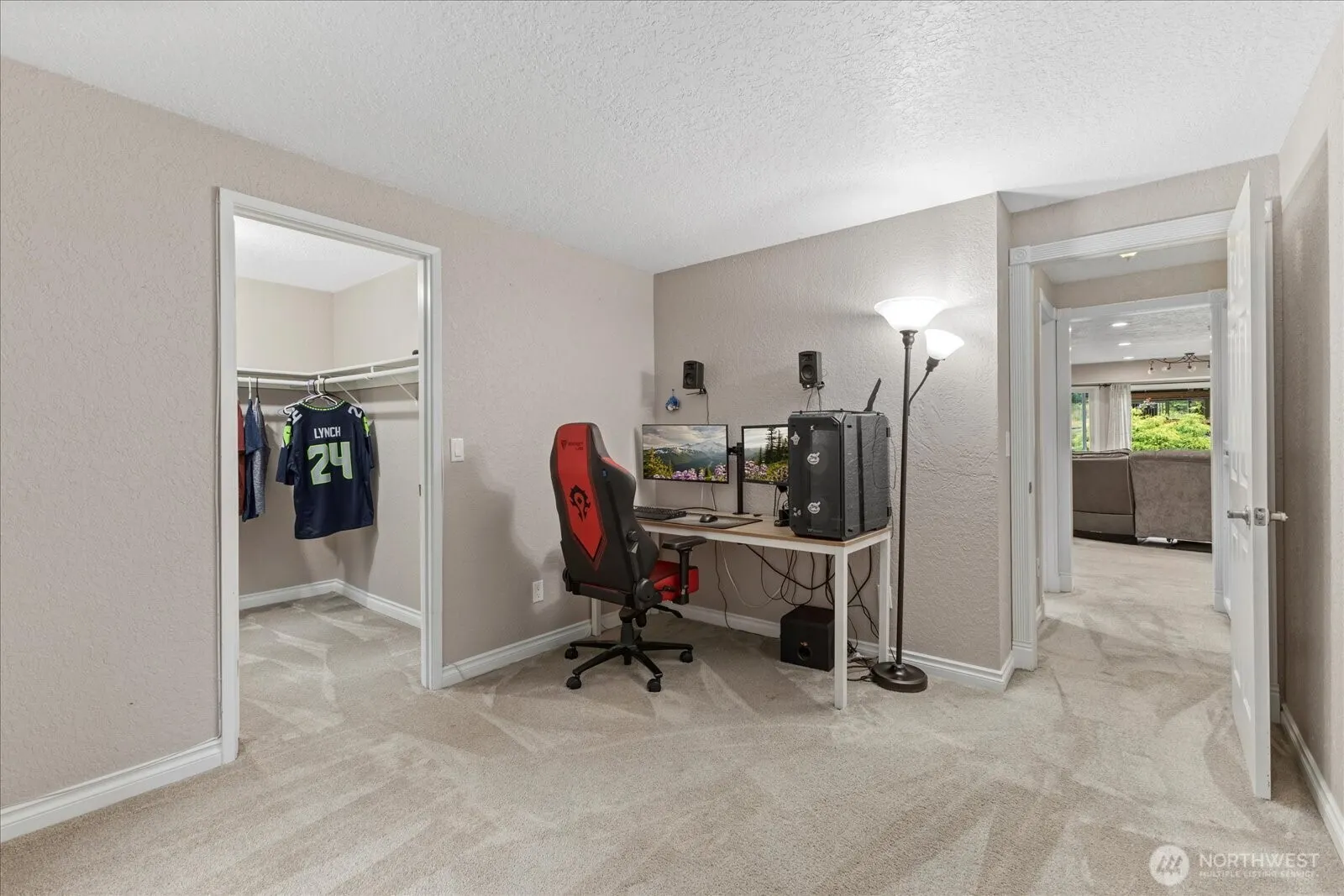 29832 Kent Black Diamond Road SE, Kent, WA 98042