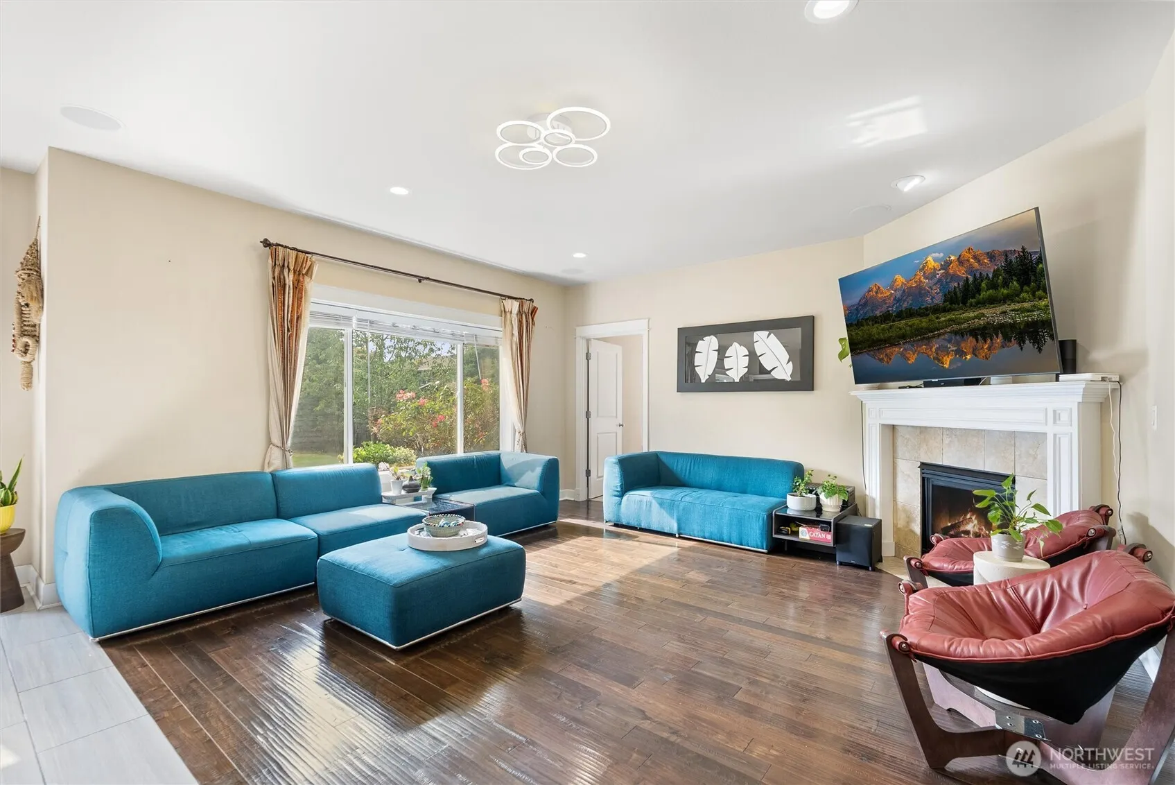 4426 SE 216th Place , Bothell, WA 98021