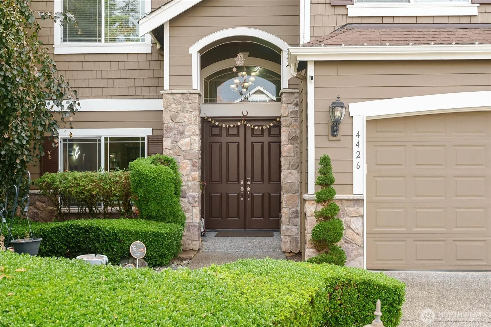 4426 SE 216th Place , Bothell, WA 98021
