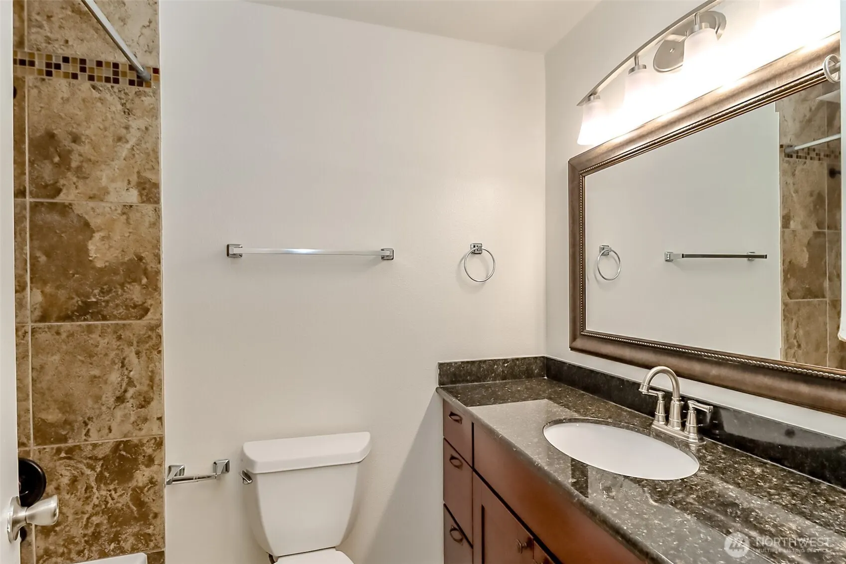 20015 108th Avenue NE, Bothell, WA 98011