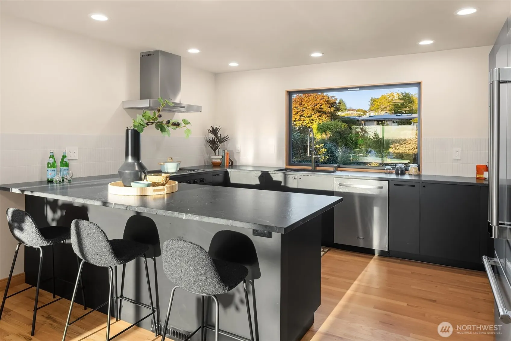 2037 121st Avenue SE, Bellevue, WA 98005