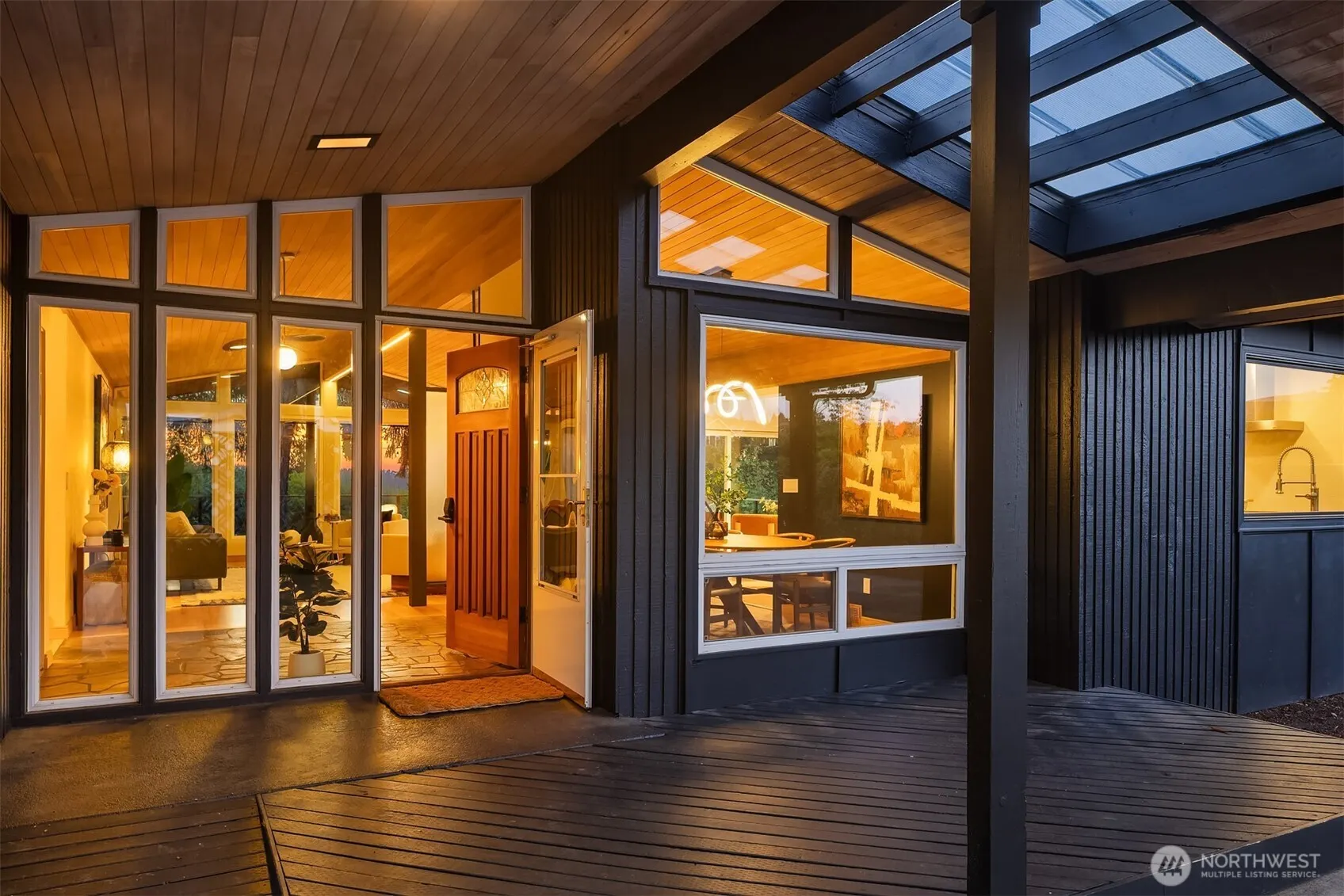 2037 121st Avenue SE, Bellevue, WA 98005