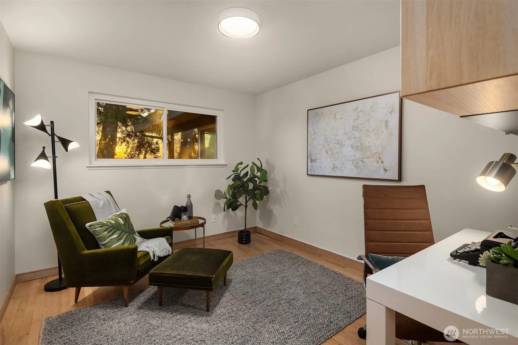 2037 121st Avenue SE, Bellevue, WA 98005