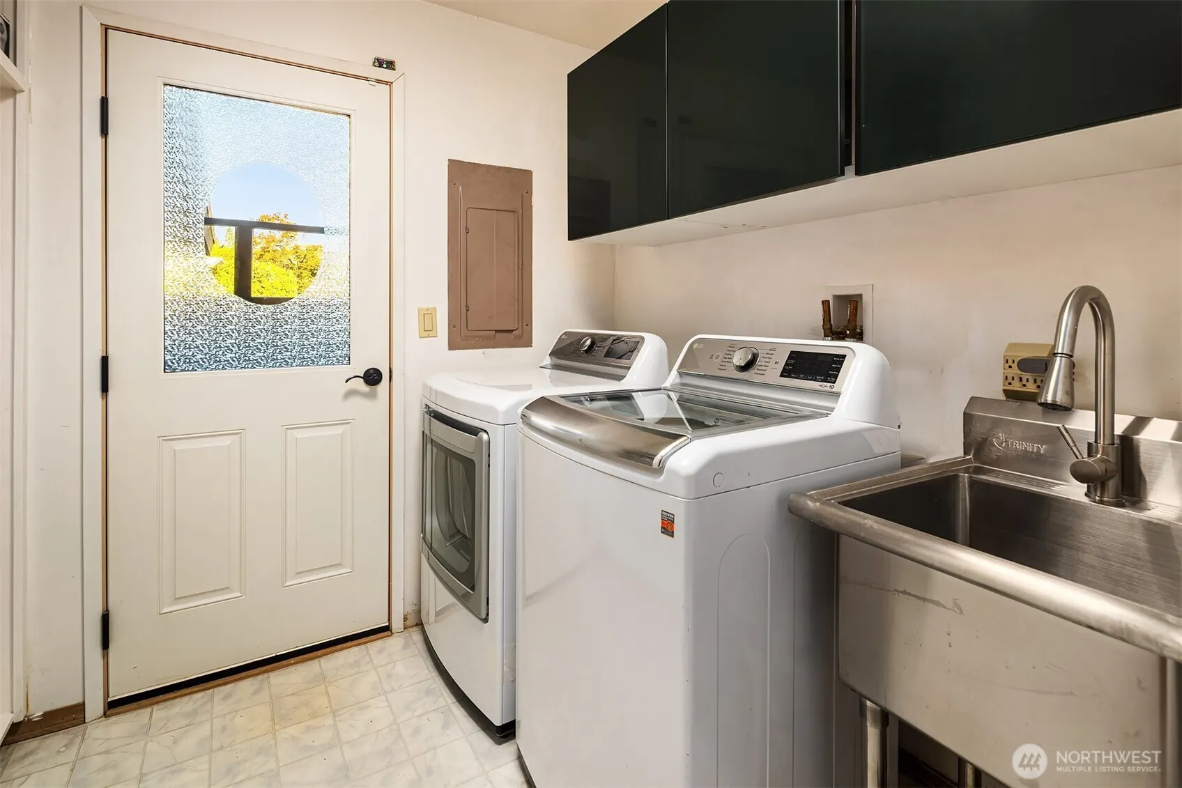 2037 121st Avenue SE, Bellevue, WA 98005