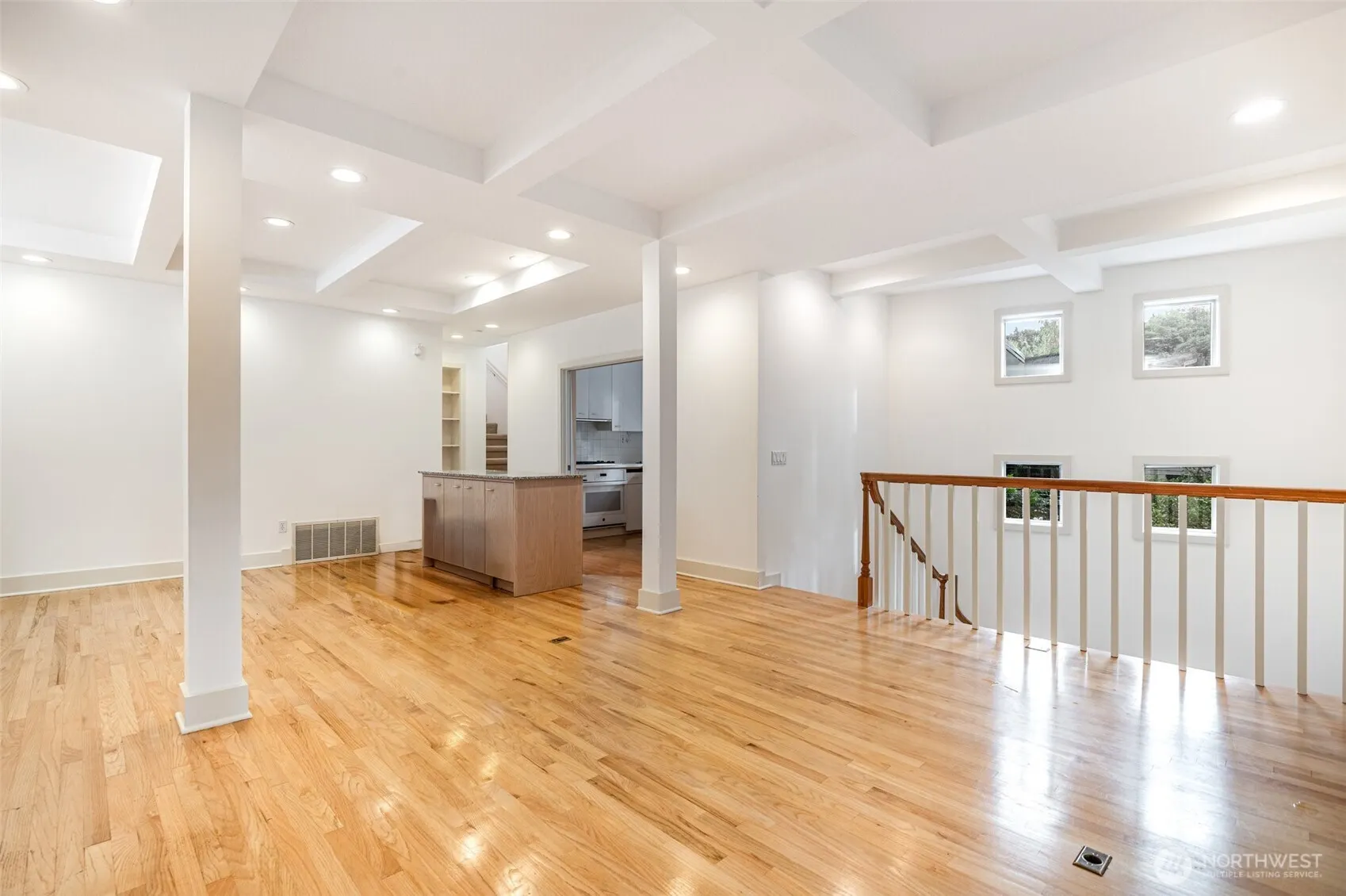 2216 19th Avenue E, Seattle, WA 98112