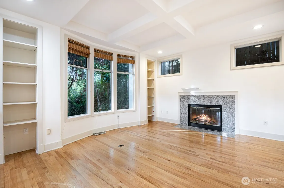 2216 19th Avenue E, Seattle, WA 98112