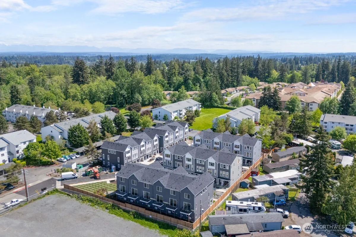 15726 40TH Avenue W #D3, Lynnwood, WA 98087