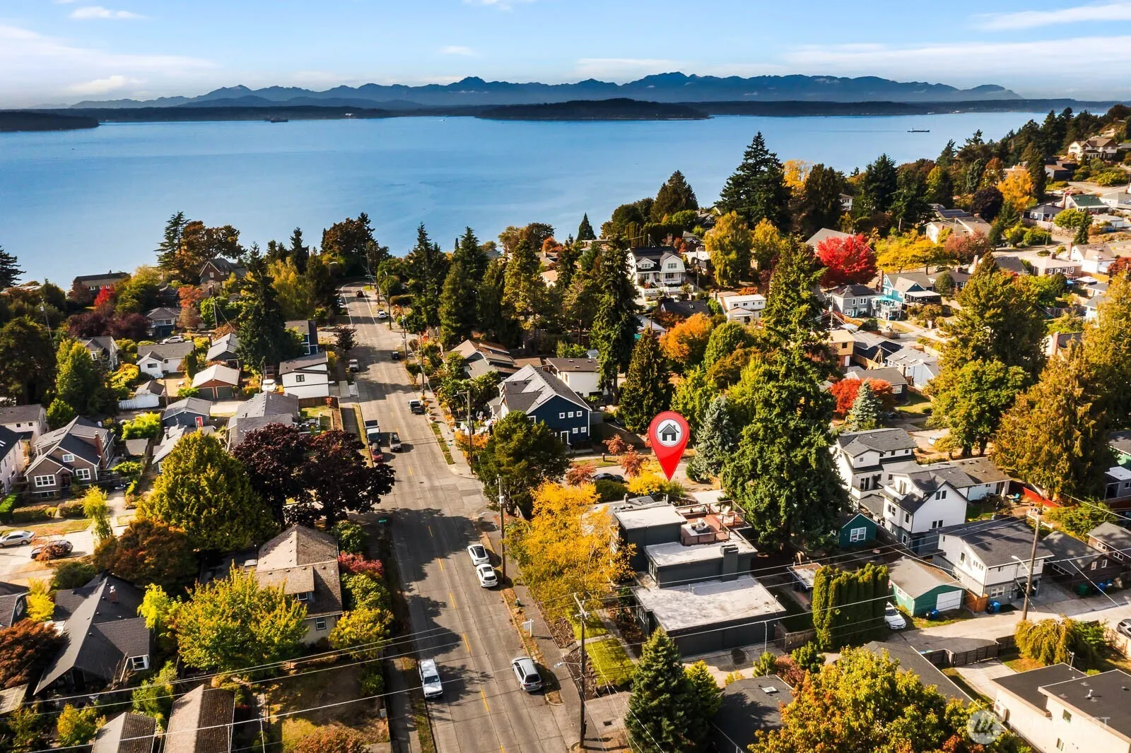 4922 SW Hudson Street , Seattle, WA 98116
