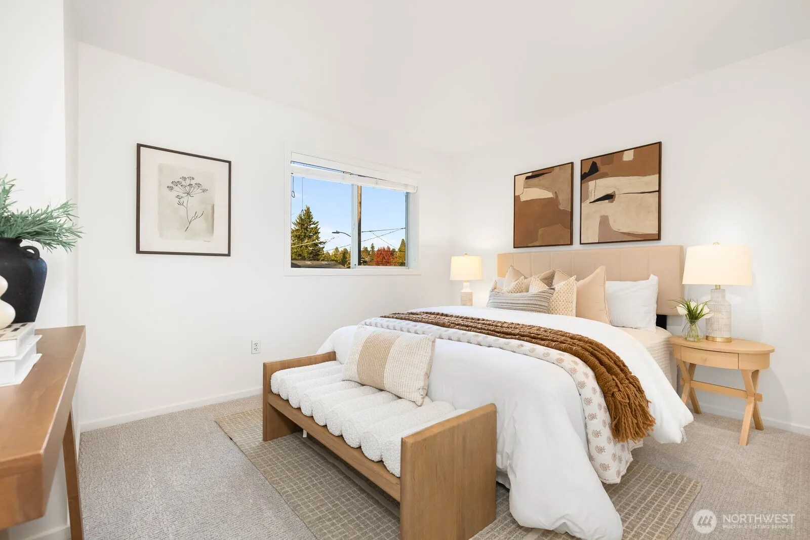 4922 SW Hudson Street , Seattle, WA 98116