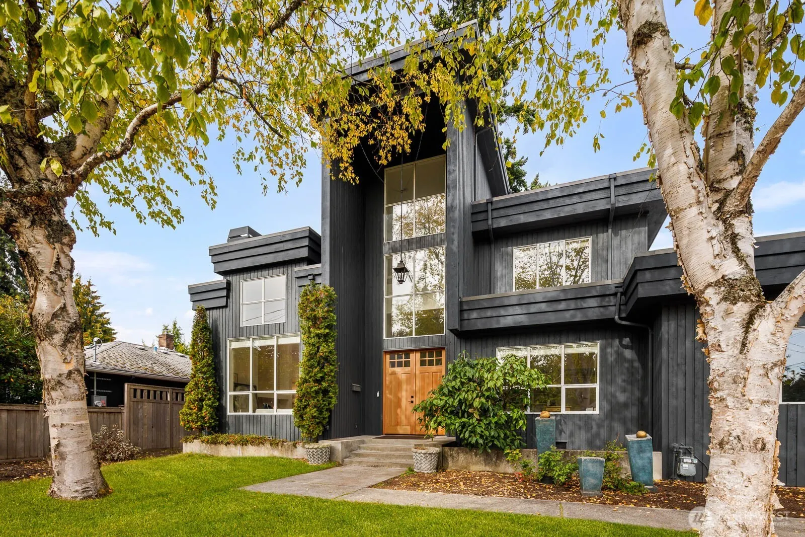 4922 SW Hudson Street , Seattle, WA 98116