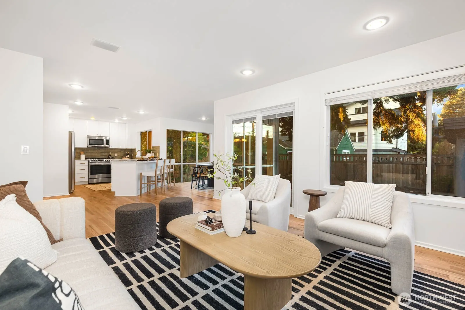 4922 SW Hudson Street , Seattle, WA 98116