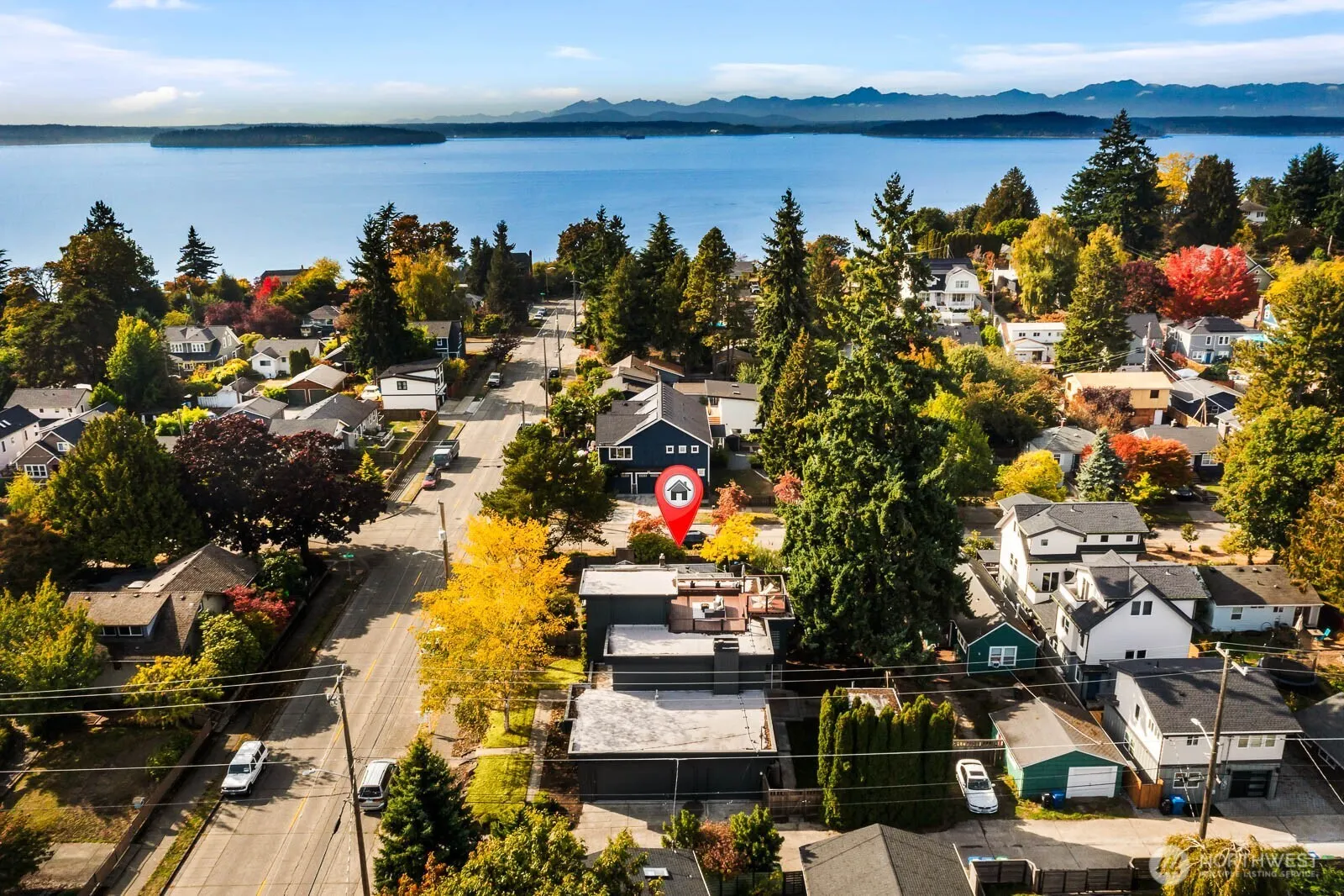 4922 SW Hudson Street , Seattle, WA 98116