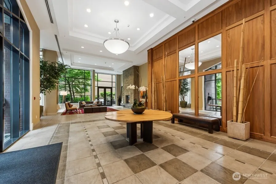 1420 Terry Avenue #1705, Seattle, WA 98101