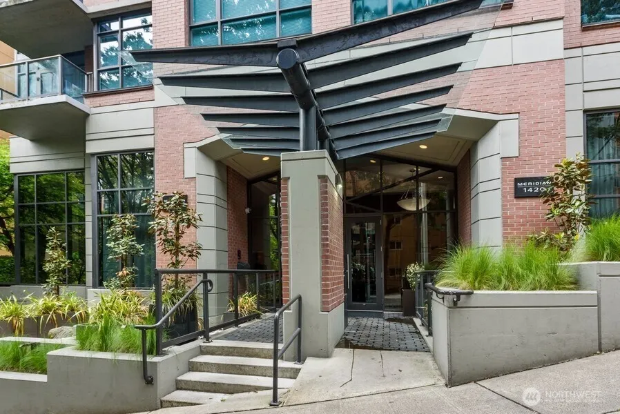 1420 Terry Avenue #1705, Seattle, WA 98101
