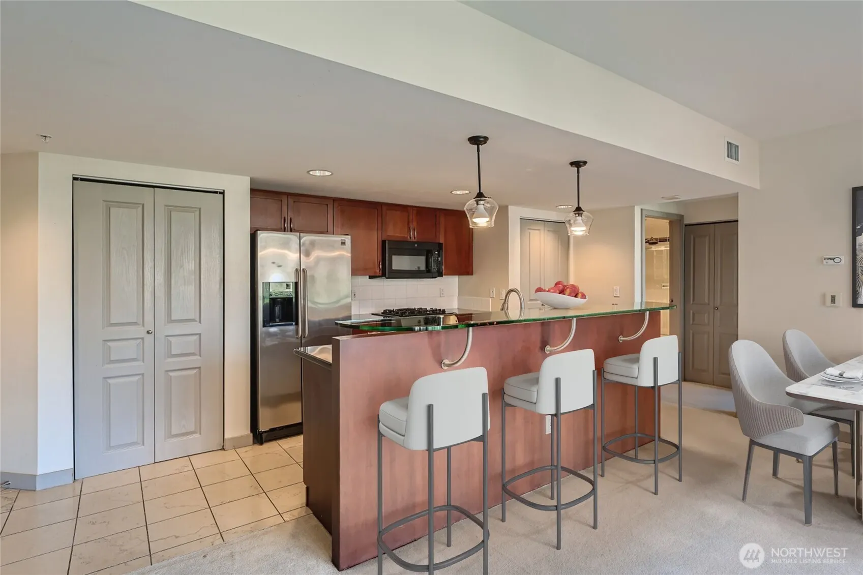 2929 1st Avenue #512, Seattle, WA 98121