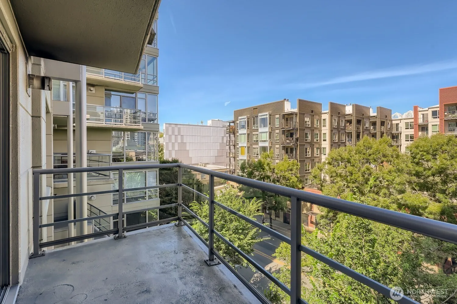 2929 1st Avenue #512, Seattle, WA 98121