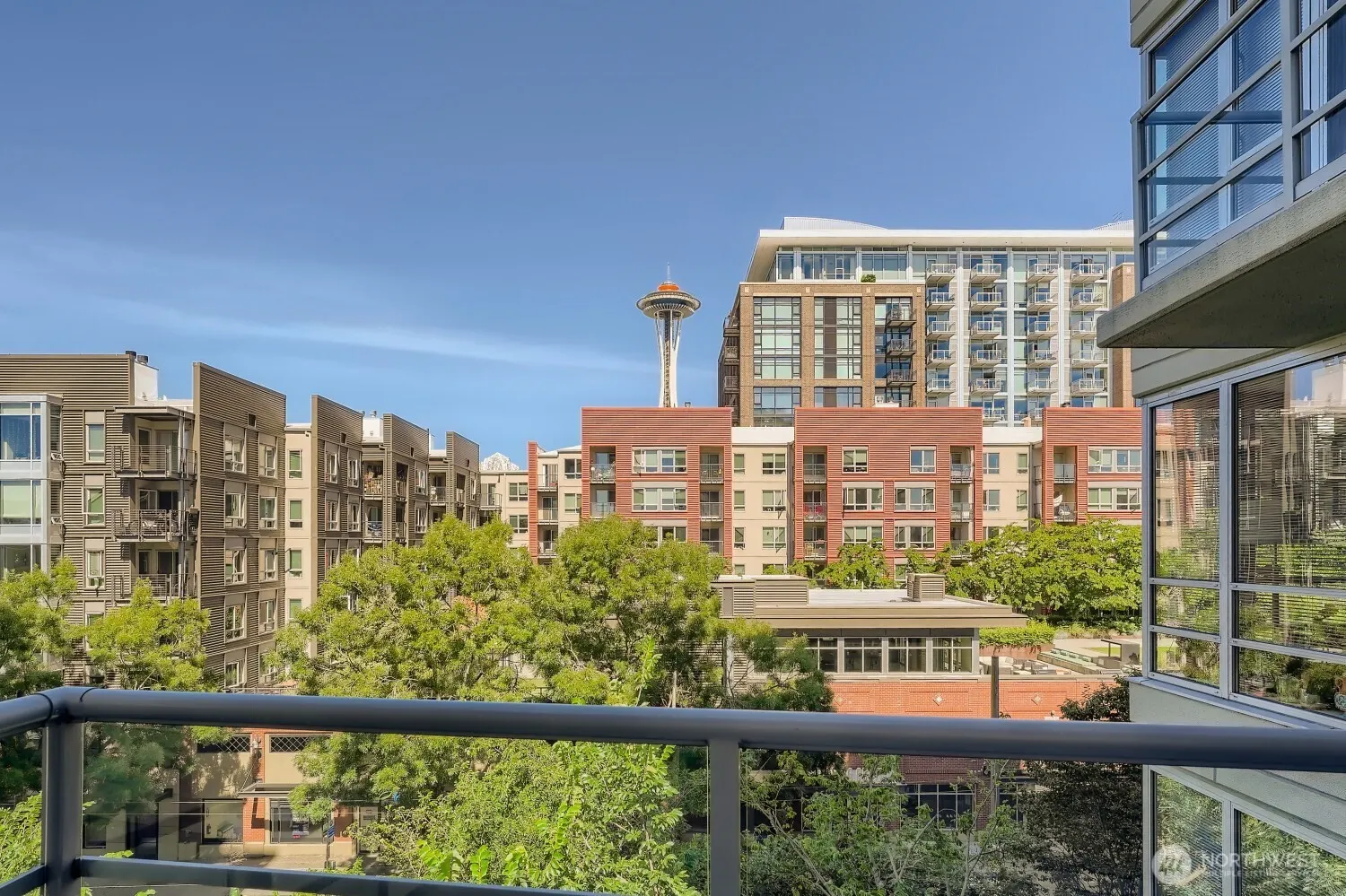 2929 1st Avenue #512, Seattle, WA 98121